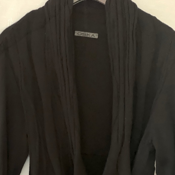 ⭐️OSKA⭐️TUNIC ASYMMETRICAL CUT WRAP SWEATER W/TIES TO SECURE @WAIST SIZE SMALL - Picture 6 of 12